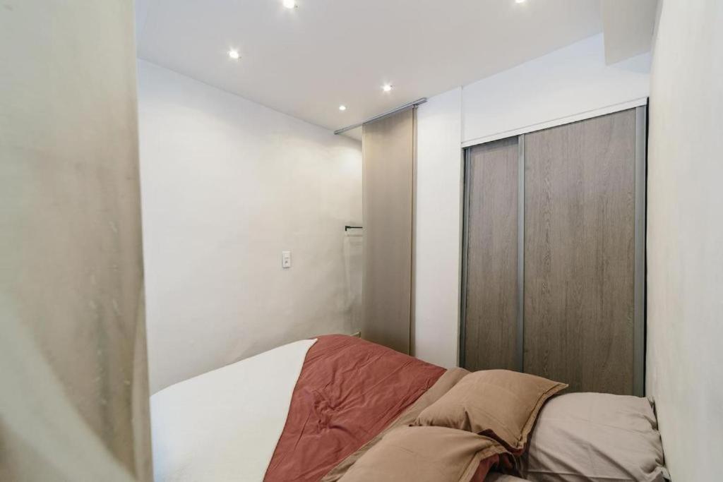 Studio Tt Equipe Parking Coeur Ville Sanary-sur-Mer Exterior photo
